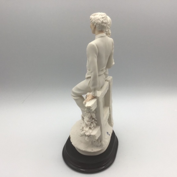 Giuseppe Armani "Together" Capodimonte porcelain figurine. Made in Italy. No box - Picture 4 of 10